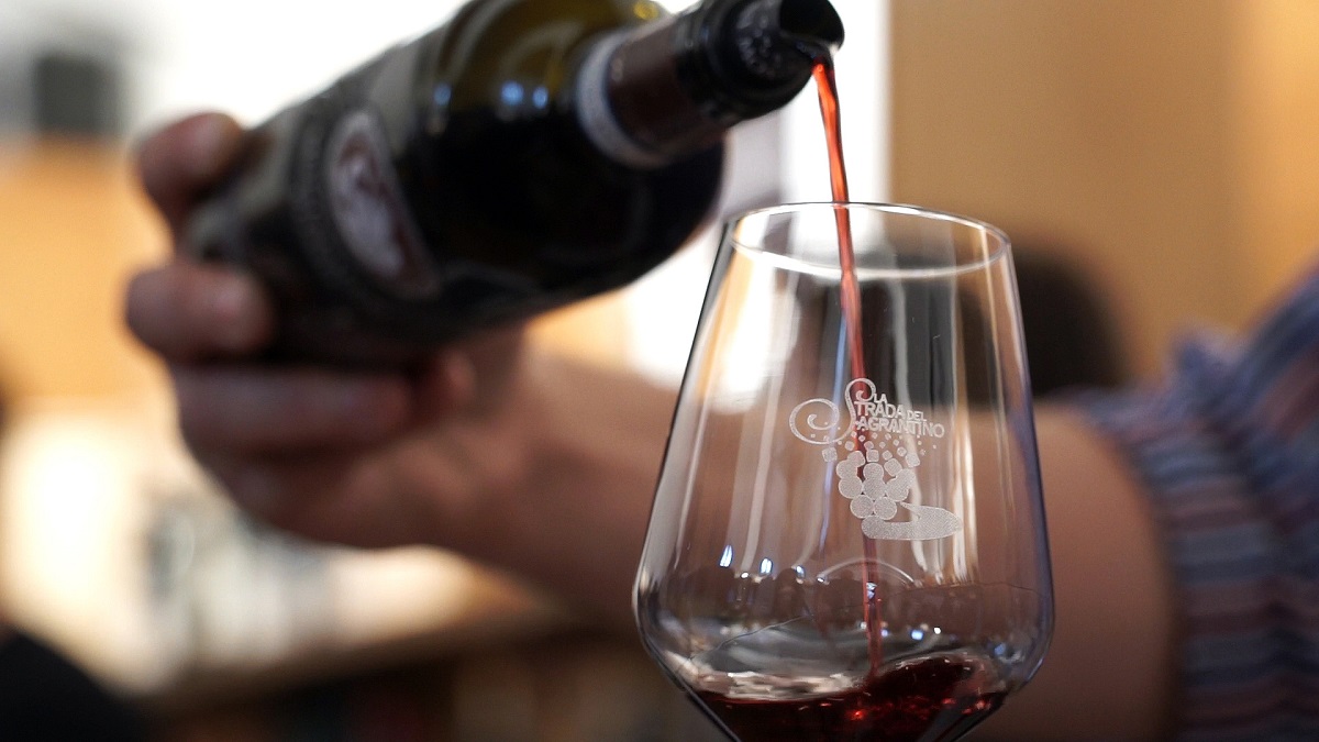 Lo ‘Sconcerto d’amore’ di Nando e Maila anima Sagrantino wine & performance