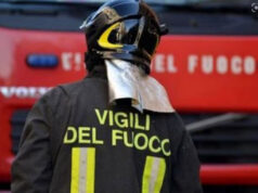 Terni, incendio nella zona industriale di Recentino: fiamme alte e denso fumo nella notte